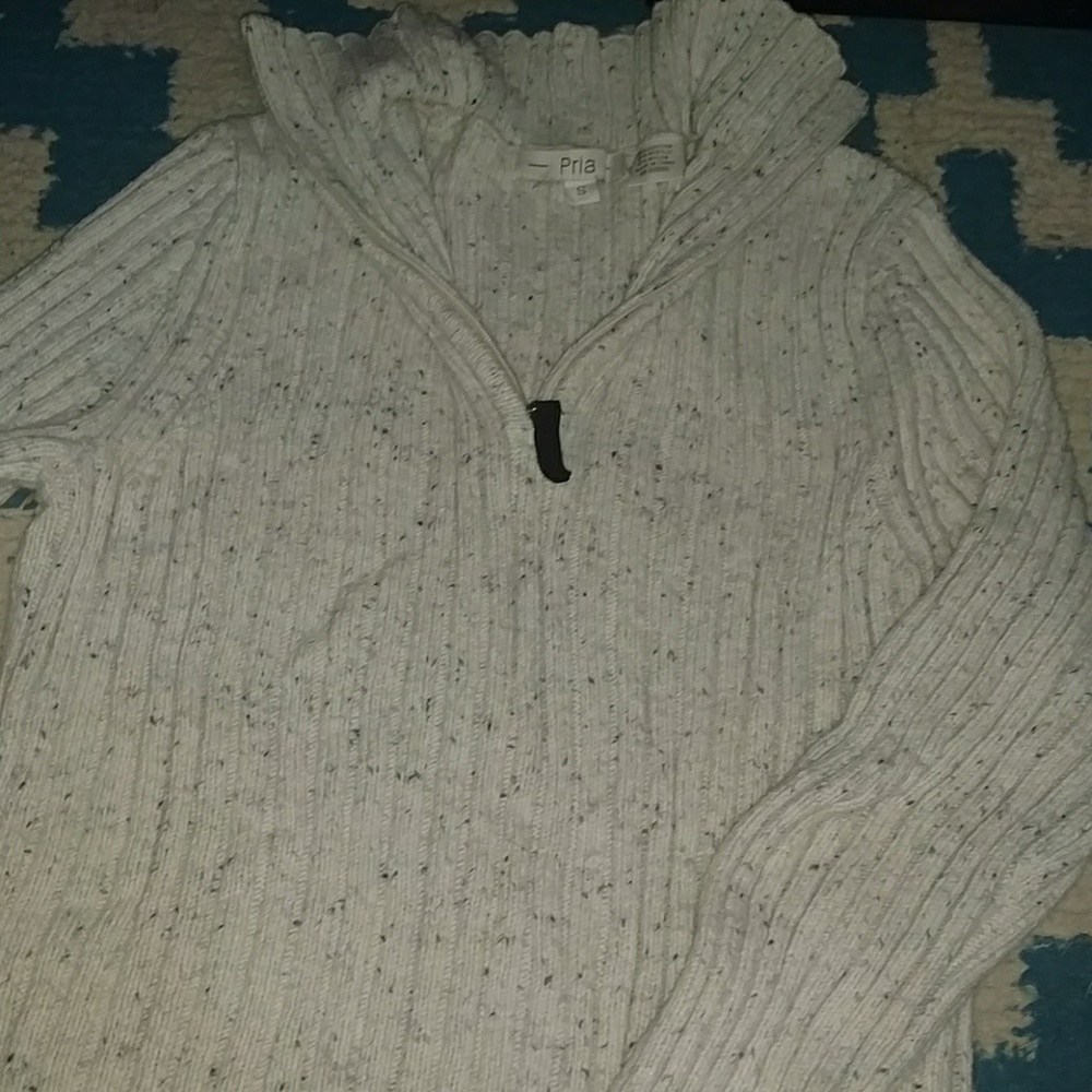 Pria Turtle neck - Picture 2 of 2